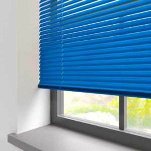 Persianas horizontales de aluminio color azul navy blue a medida de 25mm con sistema premium Vertilux