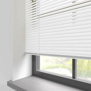 Persianas horizontales de aluminio de 25mm marca Vertilux color blanca