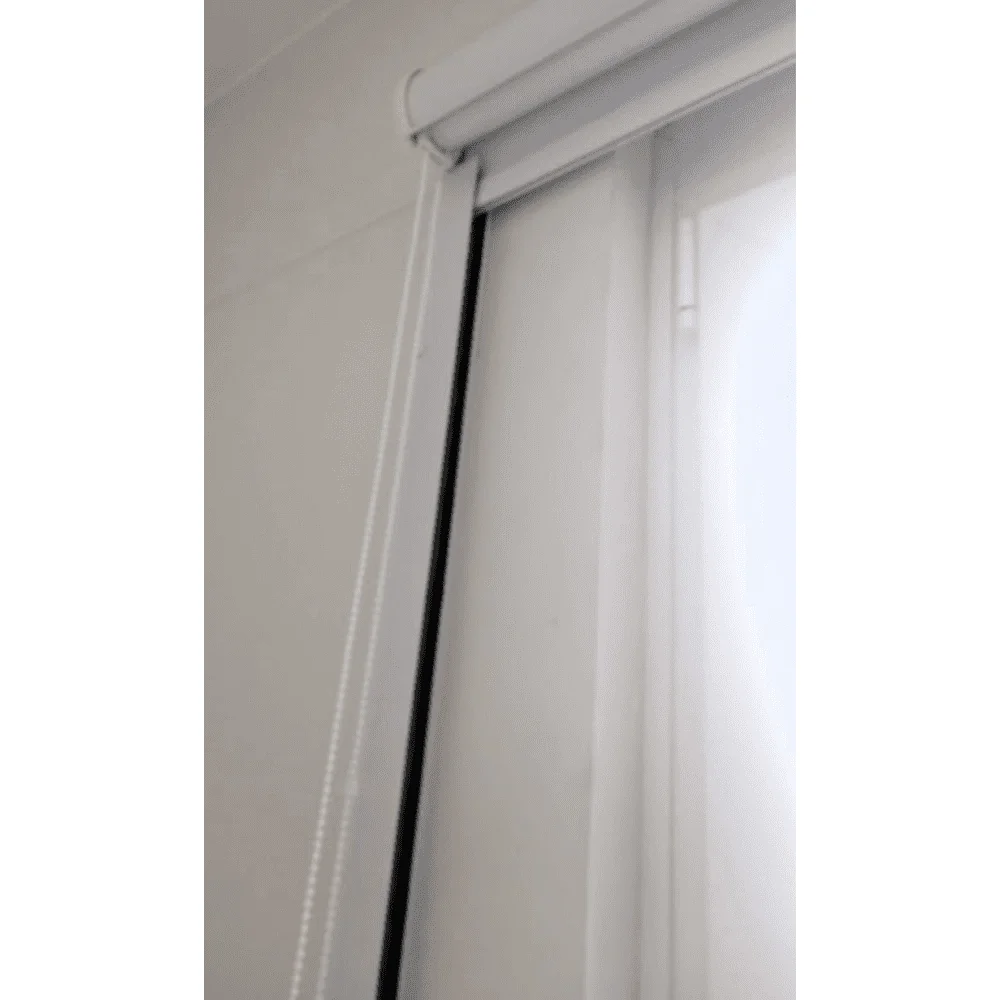 Riel lateral de aluminio para cortinas roller blackout