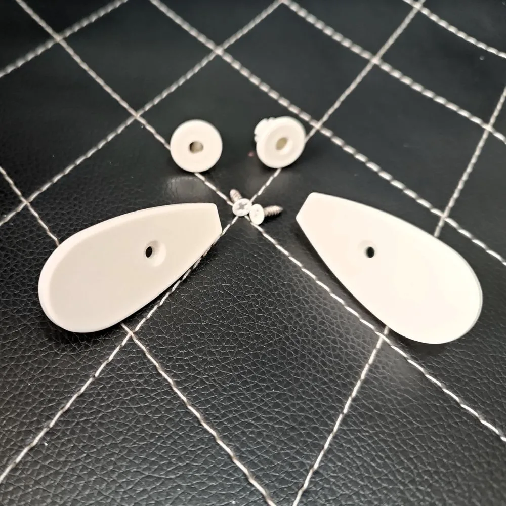 Tapa de plástico inferior para cortinas roller zebra, roller día y noche marca vertilux - Imagen 6