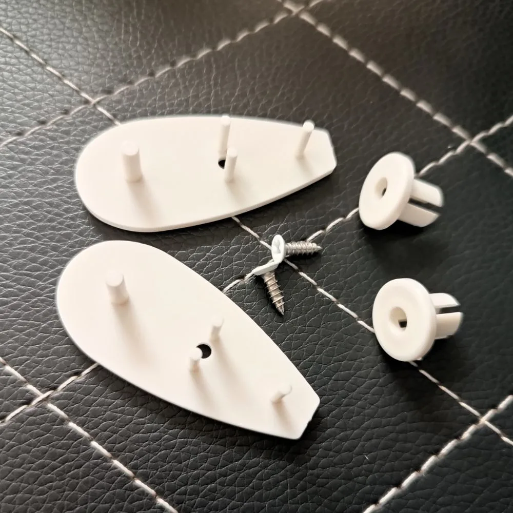 Tapa de plástico inferior para cortinas roller zebra, roller día y noche marca vertilux - Imagen 3