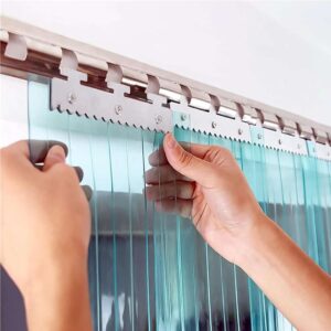 Riel de acero para cortinas industriales de pvc con ganchos